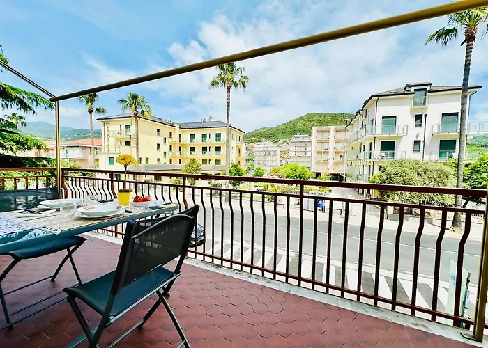 Dimora Concept-da Beffy-beautiful Terrace And Free Parking Διαμέρισμα Pietra Ligure