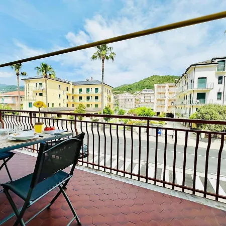 Dimora Concept-da Beffy-beautiful Terrace And Free Parking Apartamento Pietra Ligure