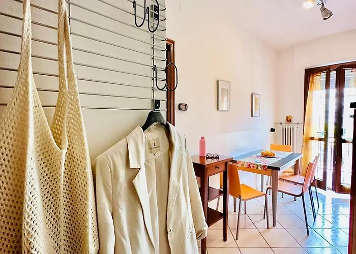 Lägenhet Dimora Concept-da Beffy-beautiful Terrace And Free Parking *